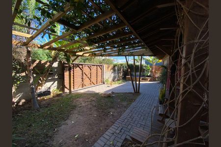9_photo/95273b8225.ceff8192393c33de-ATLAS-e9e6bb61-08d0-4a88-891c-bcf7f102e53a.jpg de casa à venda com 2 quartos, 170m² em Campeche, Florianópolis