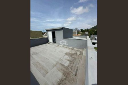 11_photo/95273b82a1.9b0e853e47463488-ATLAS-cda9117d-e004-4901-b5dc-34a9b2faa890.jpg de casa à venda com 3 quartos, 120m² em Rio Tavares Central, Florianópolis