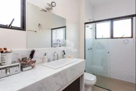 7_photo/95273b82af.2b4381d368a6f37f-ATLAS-0c859c47-5796-4ad7-b1e0-9afdcbfb3bd8.jpg de casa à venda com 4 quartos, 200m² em Rio Tavares Central, Florianópolis