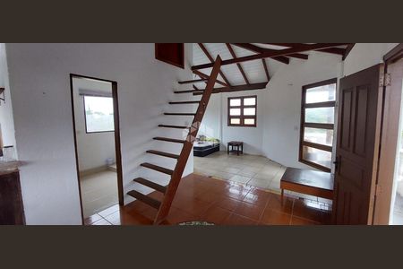 3_photo/95273b82ed.646fae3a1fa4a2d8-ATLAS-03e330ca-6846-40ce-b68e-58f7cef74799.jpg de casa à venda com 5 quartos, 370m² em Rio Tavares, Florianópolis