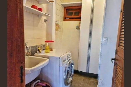 10_photo/95273b857d.34beb6889ad9cd13-ATLAS-627618e2-d24e-4be9-a573-8e9b1efbe112.jpg de casa à venda com 4 quartos, 290m² em Rio Tavares, Florianópolis