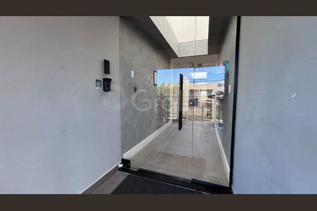 6_photo/95273b85bd.adf8f007e0e0a91d-ATLAS-212085a7-2861-498b-865f-6f3a5ce5e4e1.jpg de apartamento à venda com 2 quartos, 79m² em Rio Tavares, Florianópolis