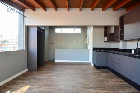 18_photo/95273b85d1.10f9fcc9fa29ff6c-ATLAS-77c6fa22-eb37-4fa8-93f2-707a3c8a1665.jpg de casa para alugar com 2 quartos, 120m² em Rio Tavares, Florianópolis