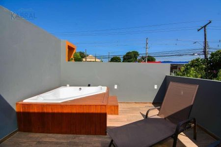 22_photo/95273b85d1.10f9fcc9fa29ff6c-ATLAS-a96e6d29-82cd-4051-a069-9926ce397b53.jpg de casa para alugar com 2 quartos, 120m² em Rio Tavares, Florianópolis