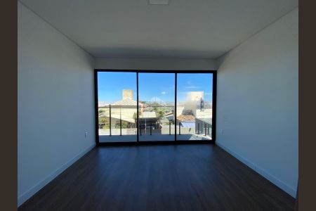 27_photo/95273b868d.2d257ce0050a8e83-ATLAS-cf05a161-3c6e-4650-9d41-526bc6d097d3.jpg de casa à venda com 10 quartos, 750m² em Rio Tavares, Florianópolis