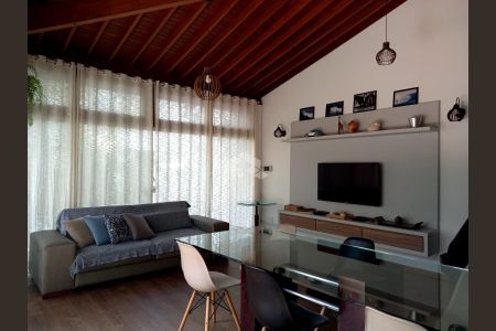 46_photo/95273b868d.2d257ce0050a8e83-ATLAS-dc2fd654-2f90-48c0-9c3c-6e3d4c0f2c99.jpg de casa à venda com 10 quartos, 750m² em Rio Tavares, Florianópolis