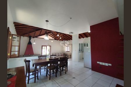 3_photo/95273b86c5.d9f076d2edbf9077-ATLAS-3c1f17fd-ae03-4e07-9e3f-b091c62244a8.jpg de casa à venda com 3 quartos, 151m² em Rio Tavares, Florianópolis