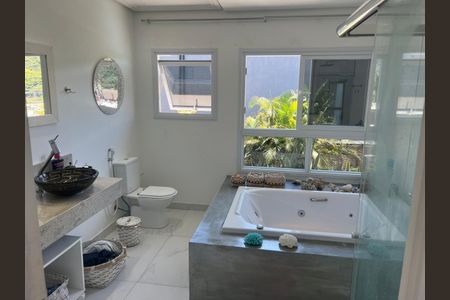 6_photo/95273b9a53.55e3c2d32fb16d9a-ATLAS-5a53ad2d-fab8-4532-8e6f-9c01d0cde1c6.jpg de casa à venda com 3 quartos, 302m² em Rio Tavares, Florianópolis