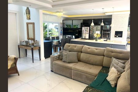 12_photo/95273b9a53.55e3c2d32fb16d9a-ATLAS-7d7a148f-9db5-47a8-953f-a17c5fa28f72.jpg de casa à venda com 3 quartos, 302m² em Rio Tavares, Florianópolis