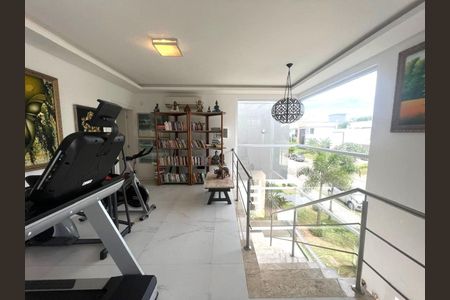 9_photo/95273b9a53.55e3c2d32fb16d9a-ATLAS-824c1a67-bf39-45be-b4e0-b6bba5ab4abf.jpg de casa à venda com 3 quartos, 302m² em Rio Tavares, Florianópolis