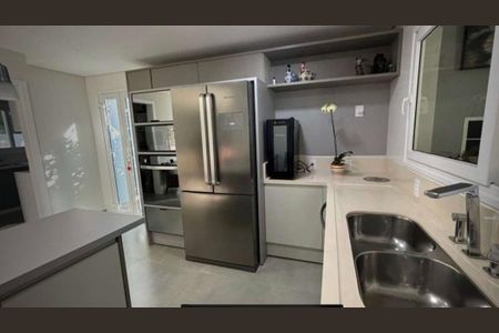 2_photo/95273b9a53.5cc1b98ea1cc9f61-ATLAS-1bd01d46-8b41-4a39-85dd-b6dc769f9332.jpg de casa à venda com 3 quartos, 280m² em Rio Tavares, Florianópolis