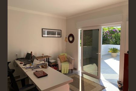 6_photo/95273b9a53.5cc1b98ea1cc9f61-ATLAS-368ab42b-911d-4e49-a5b7-86de426d94a8.jpg de casa à venda com 3 quartos, 280m² em Rio Tavares, Florianópolis