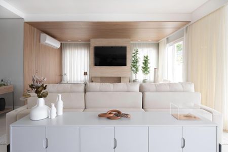 2_photo/95273b9a53.9e4f91c9df70c08c-ATLAS-7a66142b-8aca-4e18-9457-3fb5925e782f.jpg de casa à venda com 3 quartos, 375m² em Rio Tavares, Florianópolis