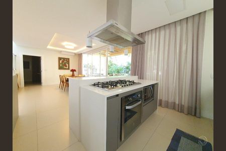 10_photo/95273b9baf.67930077fc3abe04-ATLAS-28b8e52f-922b-4057-90f7-a2e665dc5d49.jpg de casa à venda com 4 quartos, 454m² em Rio Tavares, Florianópolis