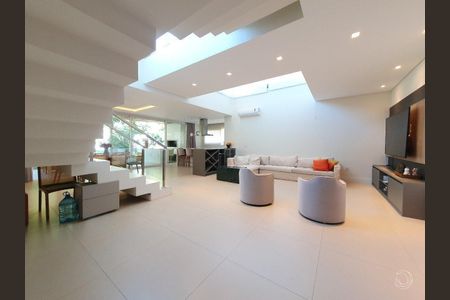 5_photo/95273b9baf.67930077fc3abe04-ATLAS-d439ac34-e16c-454b-b0c5-1f2c1c8fbc4f.jpg de casa à venda com 4 quartos, 454m² em Rio Tavares, Florianópolis