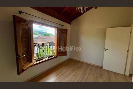 14_photo/95273b9cb9.f2ed236aecaa8a04-ATLAS-1401f07e-261a-4c4e-b7da-642af33f2df5.jpg de casa à venda com 3 quartos, 170m² em Rio Tavares, Florianópolis