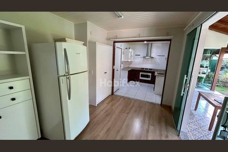 27_photo/95273b9cb9.f2ed236aecaa8a04-ATLAS-4f6b9129-7832-4bdb-ad14-a6b3d1ed23a8.jpg de casa à venda com 3 quartos, 170m² em Rio Tavares, Florianópolis