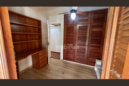 25_photo/95273b9cb9.f2ed236aecaa8a04-ATLAS-566e3f0b-bbfe-406f-a850-3ae97edf1e63.jpg de casa à venda com 3 quartos, 170m² em Rio Tavares, Florianópolis