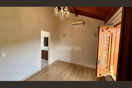 15_photo/95273b9cb9.f2ed236aecaa8a04-ATLAS-e313c025-f864-42cd-bf4f-31b896f5d389.jpg de casa à venda com 3 quartos, 170m² em Rio Tavares, Florianópolis