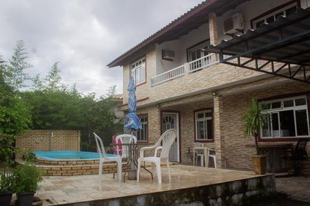 10_photo/95273b9d29.c4a86b3c211625c7-ATLAS-67f4e6b9-99cb-46a8-88b6-04c96fcd7347.jpg de casa à venda com 4 quartos, 228m² em Rio Tavares, Florianópolis