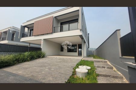 3_photo/95273ba3bb.ab41e4e09fc2bc48-ATLAS-952f3bf2-f4c8-4757-a75e-731cbe9a04b6.jpg de casa à venda com 3 quartos, 189m² em Rio Tavares, Florianópolis