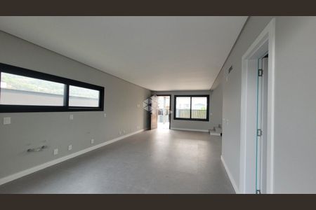 2_photo/95273ba3bb.ab41e4e09fc2bc48-ATLAS-9f426f1a-c9eb-496a-8afd-116810265c20.jpg de casa à venda com 3 quartos, 189m² em Rio Tavares, Florianópolis