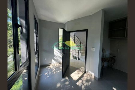 7_photo/95273ba761.ceff8192393c33de-ATLAS-67ec9b4e-ea60-40fc-8121-d023029749ee.jpg de casa para alugar com 3 quartos, 320m² em Campeche Central, Florianópolis