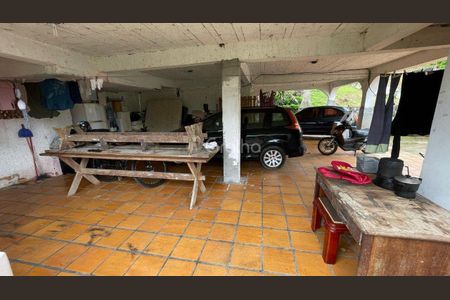 11_photo/95273bcb0d.94eccd8fc9add72f-ATLAS-2b1fdb3d-90e8-4d53-9ff7-edfd780f392f.jpg de casa à venda com 5 quartos, 170m² em Costeira do Pirajubaé, Florianópolis