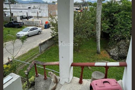 9_photo/95273bcb0d.94eccd8fc9add72f-ATLAS-c2d53e6a-fcc7-4e84-ba0b-8c231fb56dbf.jpg de casa à venda com 5 quartos, 170m² em Costeira do Pirajubaé, Florianópolis