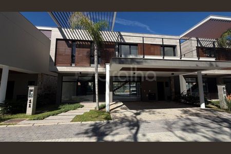 2_photo/95273bf8a1.1915808a10f4f6b3-ATLAS-a15977dc-8fe7-4094-b1d0-8b3480eb96db.jpg de casa à venda com 3 quartos, 284m² em Lagoa da Conceição, Florianópolis