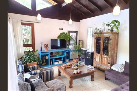 3_photo/95273bff5b.3798c12bbdaae730-ATLAS-3e3d6d41-e6ba-475d-b98e-7b9776705d84.jpg de casa para alugar com 3 quartos, 265m² em Lagoa da Conceição, Florianópolis