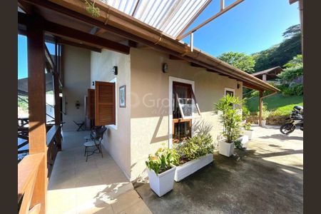 35_photo/95273bffc3.e7ed25663b05b08a-ATLAS-767e314a-2bb0-4fcf-8926-b3eedd24e56e.jpg de casa para alugar com 3 quartos, 200m² em Lagoa da Conceição, Florianópolis