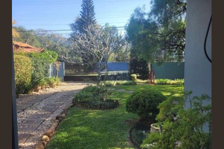 12_photo/95273c065f.c3b9fb60c1df5c5a-ATLAS-8fcb9e2c-bafa-4df4-9d40-f7db77cc710b.jpg de casa à venda com 3 quartos, 182m² em Lagoa da Conceição, Florianópolis