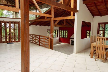 43_photo/95273c0b35.84e26749ec0ff23f-ATLAS-52d9bf88-8d76-4bdb-8b0d-4aa0314bc6d3.jpg de casa à venda com 5 quartos, 1100m² em Rio Tavares, Florianópolis