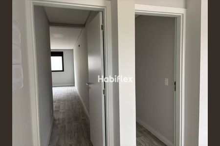 4_photo/95273c0c3f.254a5b6d26af004e-ATLAS-ad64a2ee-ad2e-4bdc-86e8-37e653f0fafd.jpg de casa à venda com 4 quartos, 200m² em Rio Tavares, Florianópolis