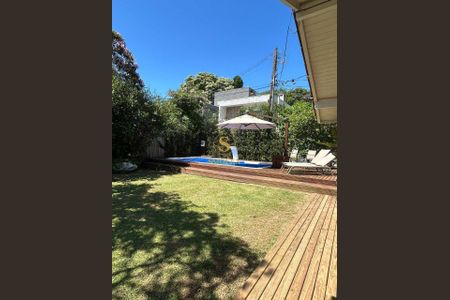 10_photo/95273c0dbb.9c16890d59937ae3-ATLAS-98d7f0bb-c179-4d7c-9f44-b00a28deca55.jpg de casa à venda com 3 quartos, 230m² em Lagoa da Conceição, Florianópolis