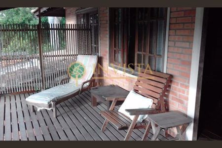 11_photo/95273c0e35.3be18b52e244e7c2-ATLAS-e7af0dca-09c6-4877-a89a-aaacb44b92b3.jpg de casa à venda com 2 quartos, 120m² em Lagoa da Conceição, Florianópolis