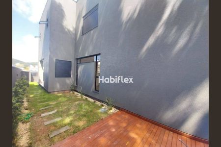 9_photo/95273c0ef3.dbdabae0ae927016-ATLAS-d47bf503-eaa2-4f8b-945e-2824fd0cbb33.jpg de casa à venda com 3 quartos, 200m² em Rio Tavares, Florianópolis