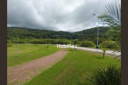 7_photo/95273c0ef3.dbdabae0ae927016-ATLAS-e79bcaa4-944d-4a8a-9258-9151ddd56cdc.jpg de casa à venda com 3 quartos, 200m² em Rio Tavares, Florianópolis