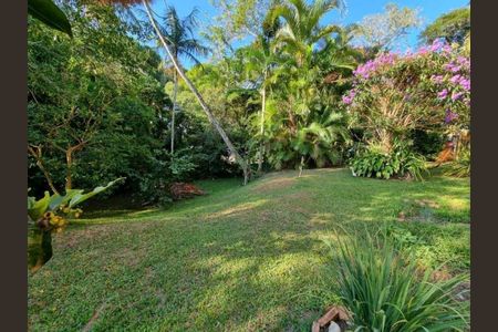 2_photo/95273c0f4d.6535478c60386e2b-ATLAS-6dd981ab-e288-4dfe-bef0-5a5fbc52a60a.jpg de casa à venda com 4 quartos, 430m² em Lagoa da Conceição, Florianópolis