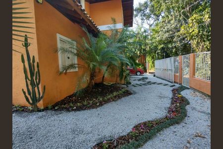 9_photo/95273c0f4d.6535478c60386e2b-ATLAS-ca2f6bd8-2031-40ec-ad9c-926f6351794d.jpg de casa à venda com 3 quartos, 182m² em Lagoa da Conceição, Florianópolis