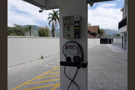 47_photo/95273c1b07.64be1ff69eeafb55-ATLAS-14b47043-9ce8-4e17-bff6-df6c13d6576d.jpg de apartamento à venda com 1 quarto, 76m² em Lagoa da Conceição, Florianópolis