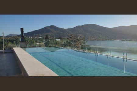 10_photo/95273c1bb9.131ca4ad7079f1c2-ATLAS-b1c26dbe-e96c-446d-9792-67772c7b09db.jpg de apartamento à venda com 1 quarto, 45m² em Porto da Lagoa, Florianópolis