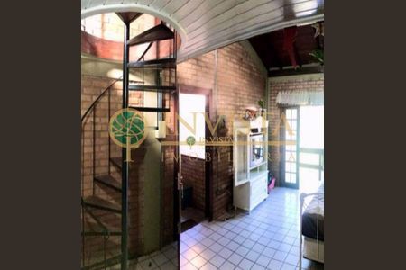 4_photo/95273c27c1.906020ab0bc1df8b-ATLAS-40b0a2b4-f5ed-4da8-bedd-9148e097d8d7.jpg de casa à venda com 4 quartos, 288m² em Lagoa da Conceição, Florianópolis