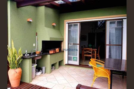 7_photo/95273c2a85.07f29284d16cc936-ATLAS-ce75e76a-c47a-4688-b6ce-3b32b894c8d7.jpg de casa à venda com 4 quartos, 347m² em Lagoa da Conceição, Florianópolis