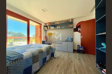13_photo/95273c766b.8e48f5906dd675de-ATLAS-1384cbe2-18f0-4259-a401-e8cb178ee17a.jpg de casa à venda com 5 quartos, 558m² em Rio Tavares, Florianópolis