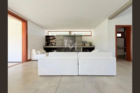 29_photo/95273c766b.8e48f5906dd675de-ATLAS-dc40a1ed-9f5c-4de8-8199-1e5301a2ae64.jpg de casa à venda com 5 quartos, 558m² em Rio Tavares, Florianópolis