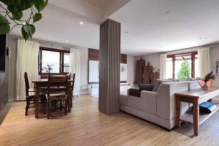 5_photo/95273c7951.4e9950cabb3fef44-ATLAS-1b833b51-20a2-4da7-bf6d-644debeb4e53.jpg de casa à venda com 5 quartos, 140m² em Lagoa Pequena, Florianópolis