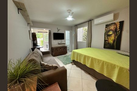 2_photo/95273c7a1d.badfd497b63a3b5d-ATLAS-68367c84-4737-431c-b69e-76fc6fbf3865.jpg de apartamento para alugar com 1 quarto, 35m² em Rio Tavares, Florianópolis