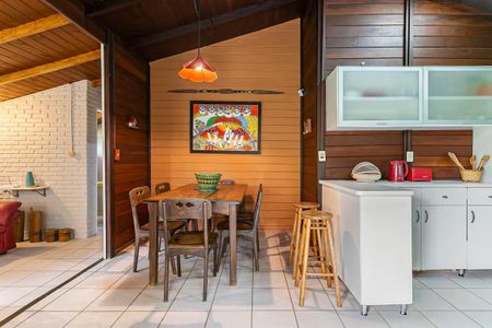 5_photo/95273c7e93.9fde2b1beaf38236-ATLAS-92e4226a-ffe1-41af-9069-4a2bbd3ecdeb.jpg de casa para alugar com 3 quartos, 115m² em Lagoa Pequena, Florianópolis